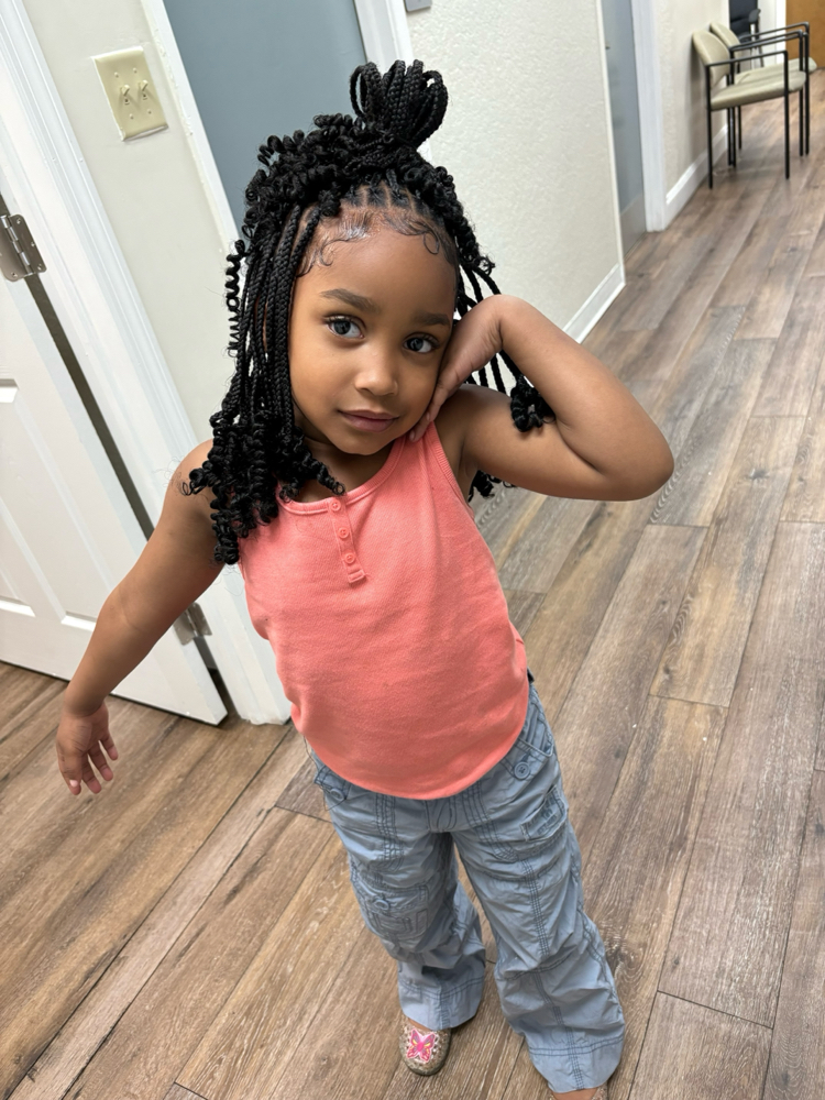 Mini Me Knotless