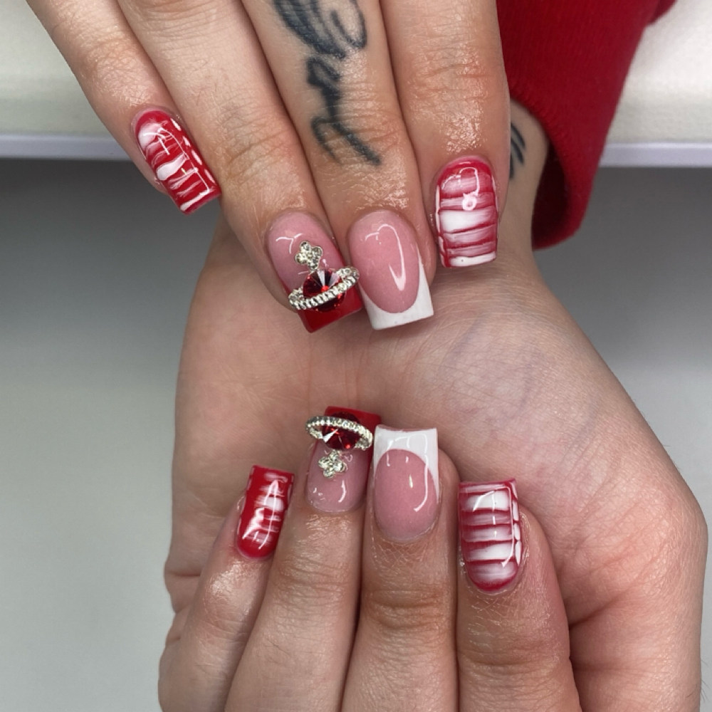Acrylic Overlay at Lioness Clawz in Tucson, AZ