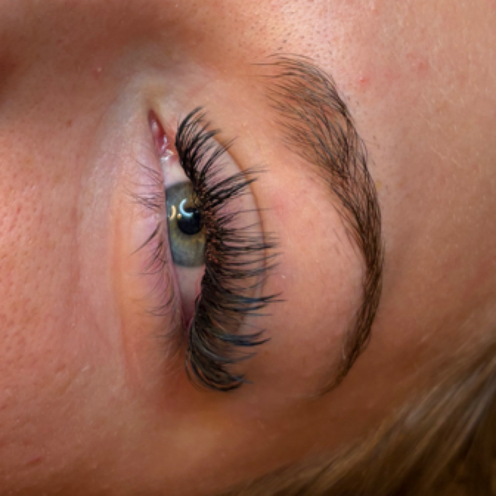 Wet Set at Slayed Beauty Co in Holly Ridge, NC