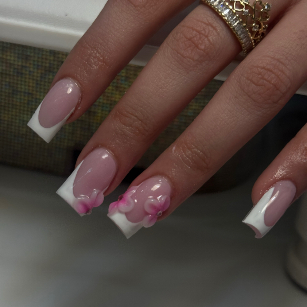 Short Acrylic Full Set at Goldysets in West Boylston, MA