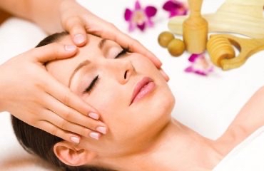 Facial  Maderoterapia