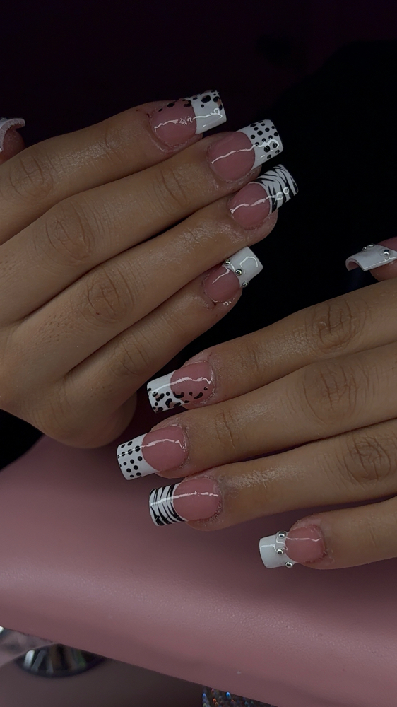 Dicounted Sets at MarilynnXNails in Desert Hot Springs, CA