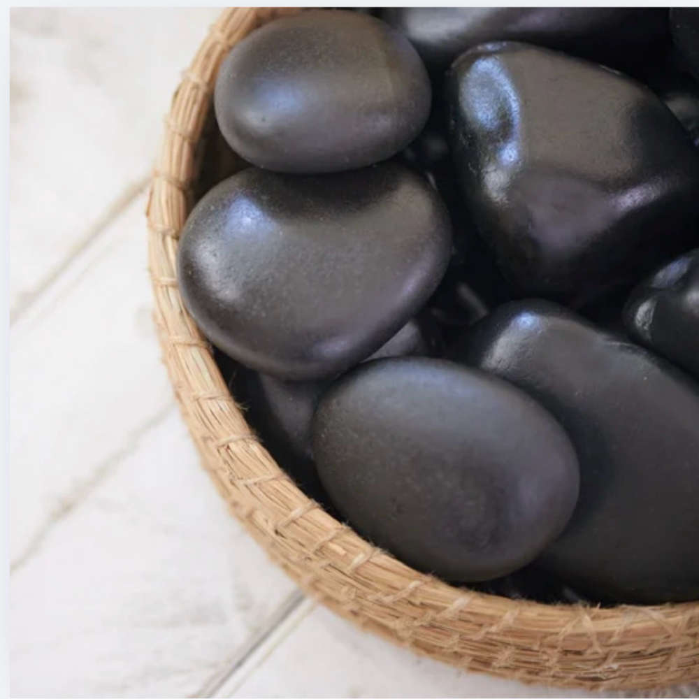 Hot Stone at Lineage Atelier in Chula Vista, CA