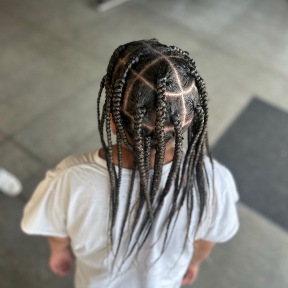 Womens Box Braids LG W/ Extenstion at KenzKuts in Eau Claire, WI