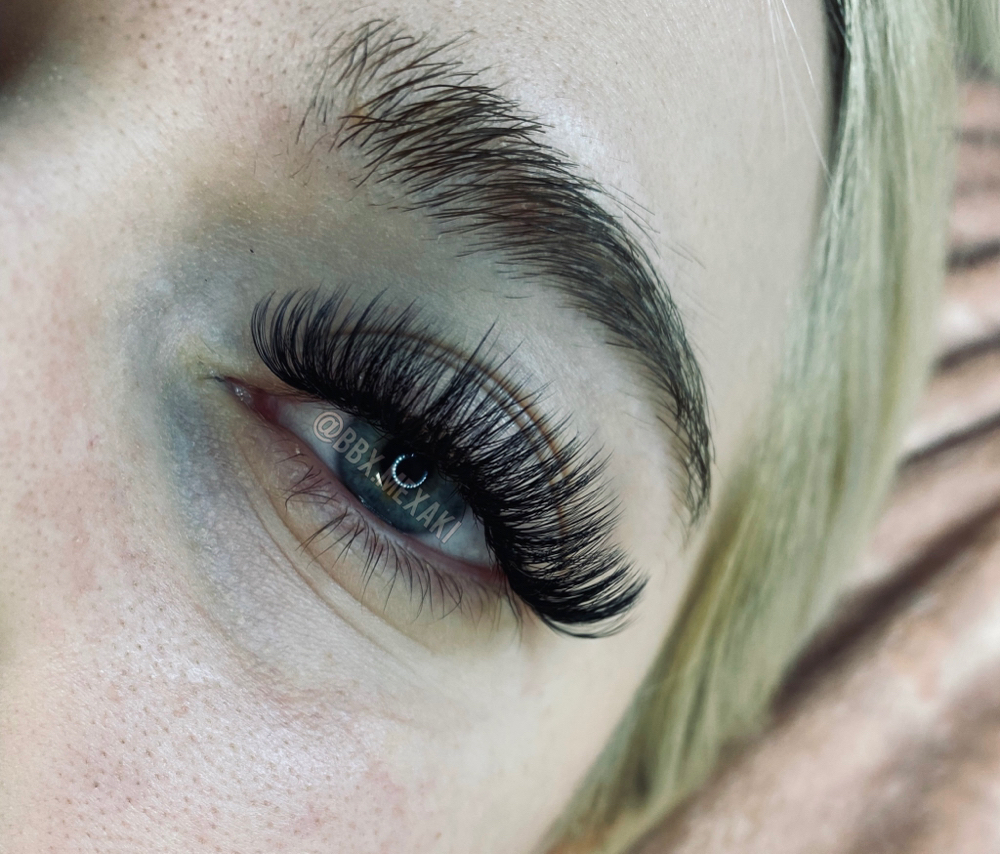 Light Volume Lash Set