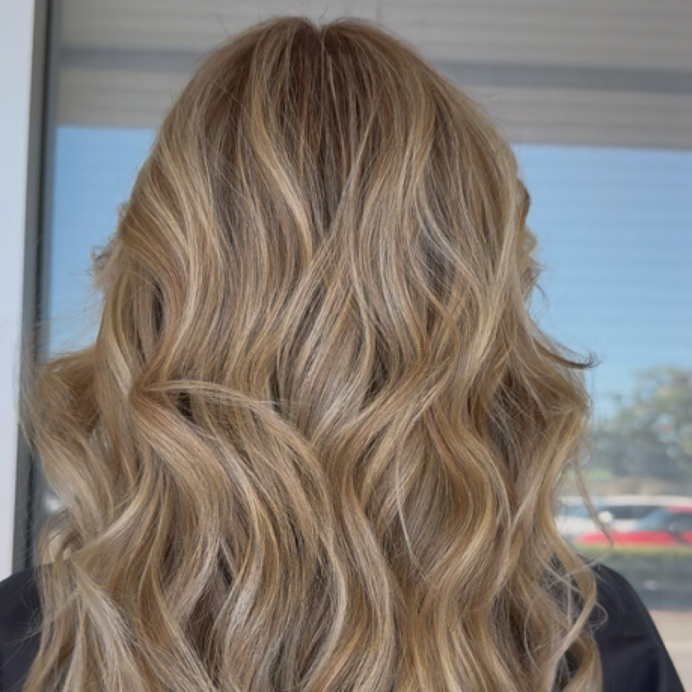 Highlights/Rayitos at Patty Serna Salon in Altamonte Springs, FL