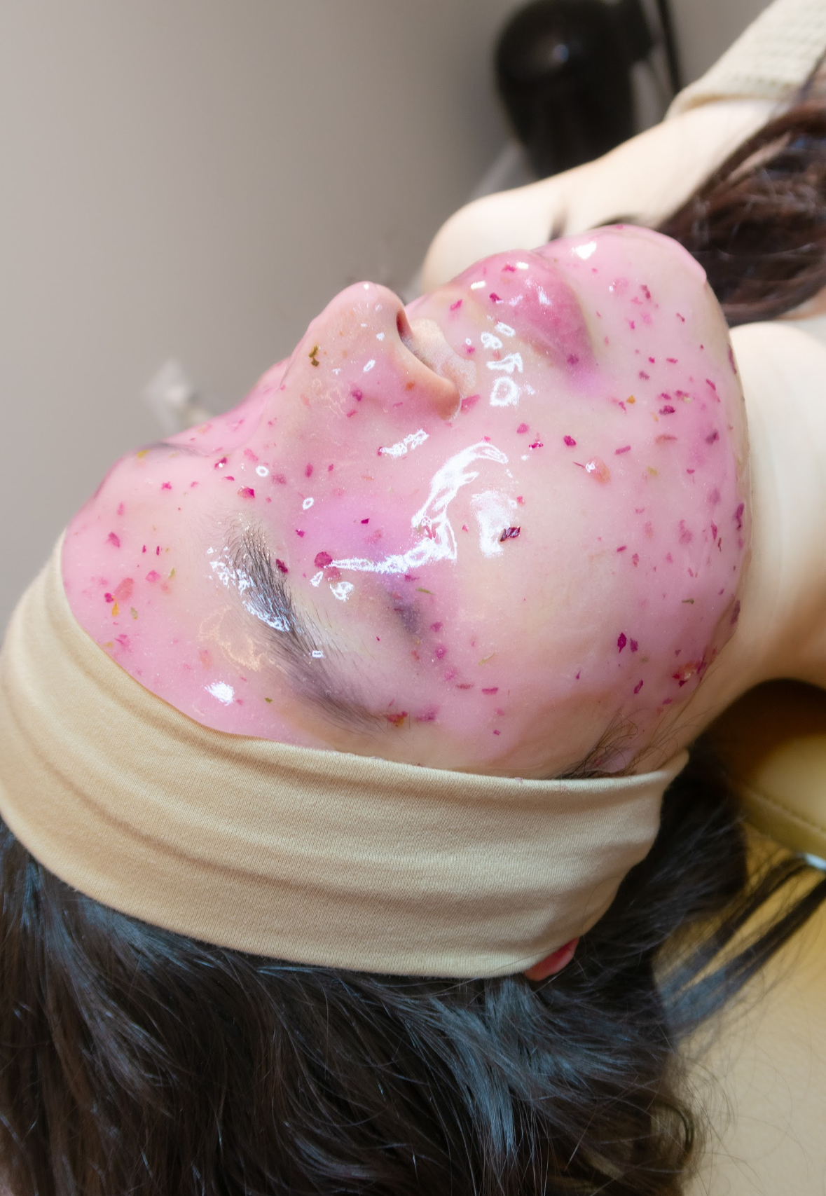 SALMON DNA FACIAL
