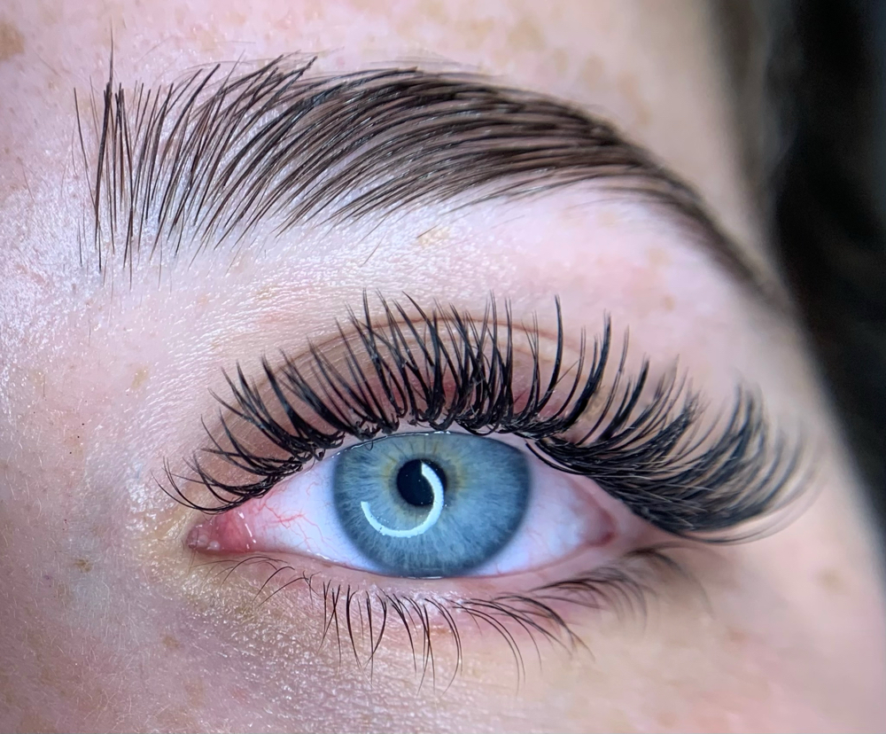 Lashes- Classic Full Set-Jenny