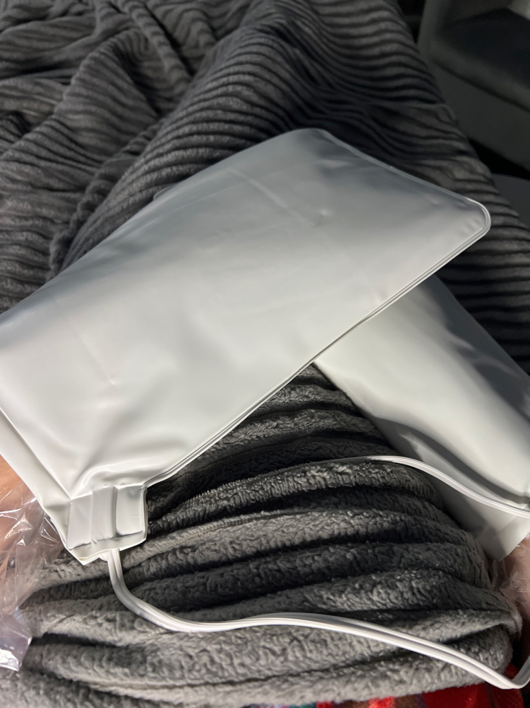 Warmimg collagen Hand Treatment