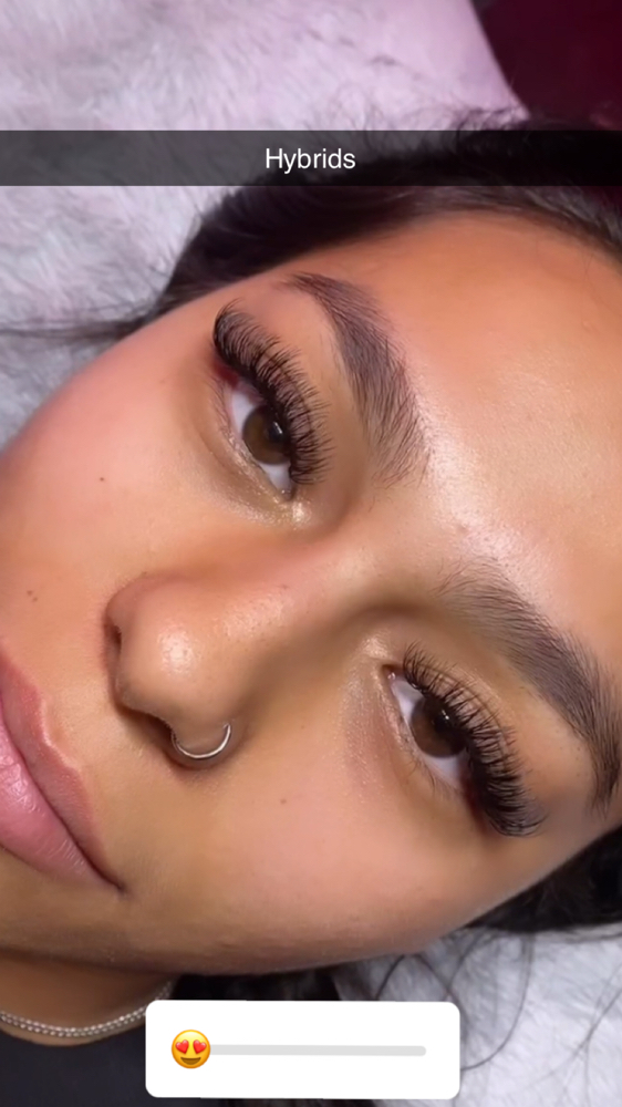 Hybrid Lashes