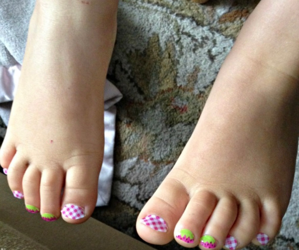 BabyGirl Deluxe  Pedi