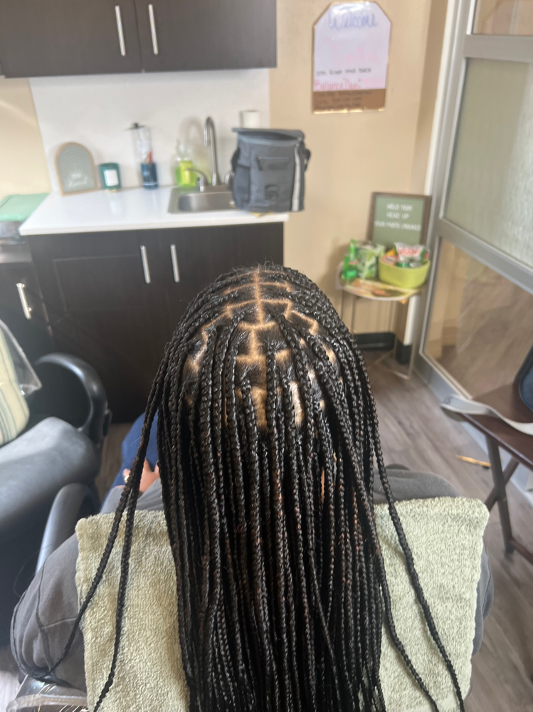 Small Knotless