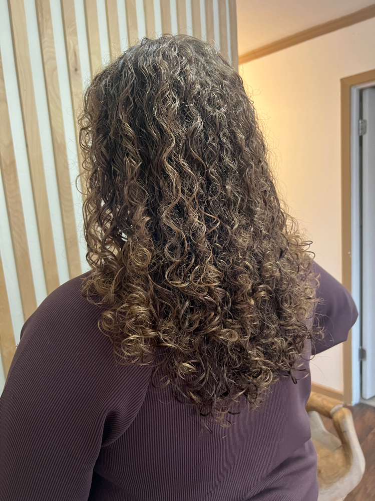 Curly Cut at Grace Alicia in Stephenville, TX