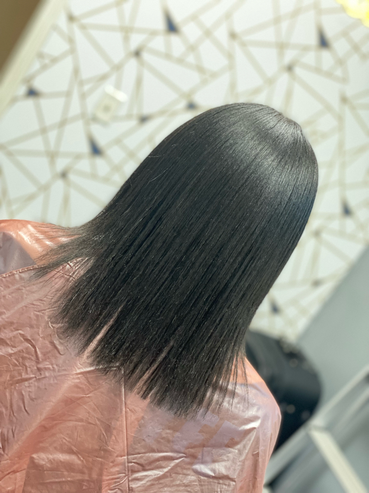 Shampoo, Deep Condition, trim at Insightful Crown in Sumter, SC