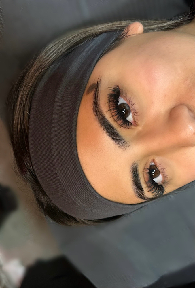 𝐇𝐲𝐛𝐫𝐢𝐝 𝐅𝐮𝐥𝐥 𝐒𝐞𝐭 at Home Glam Esthetics in Cicero, IL