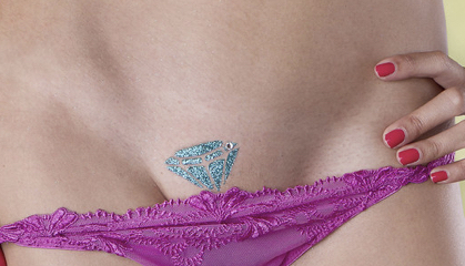 Bikini Wax  With Vajazzle