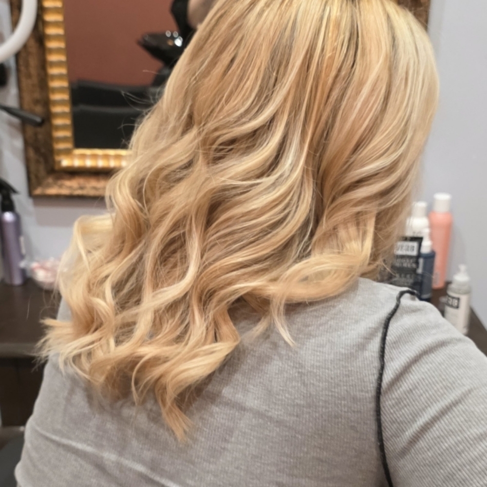 Gloss Service at Opal and Pearl in Lexington, KY