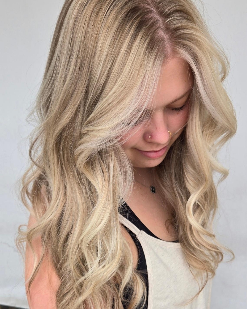 FULL HIGHLIGHTS OR BALAYAGE