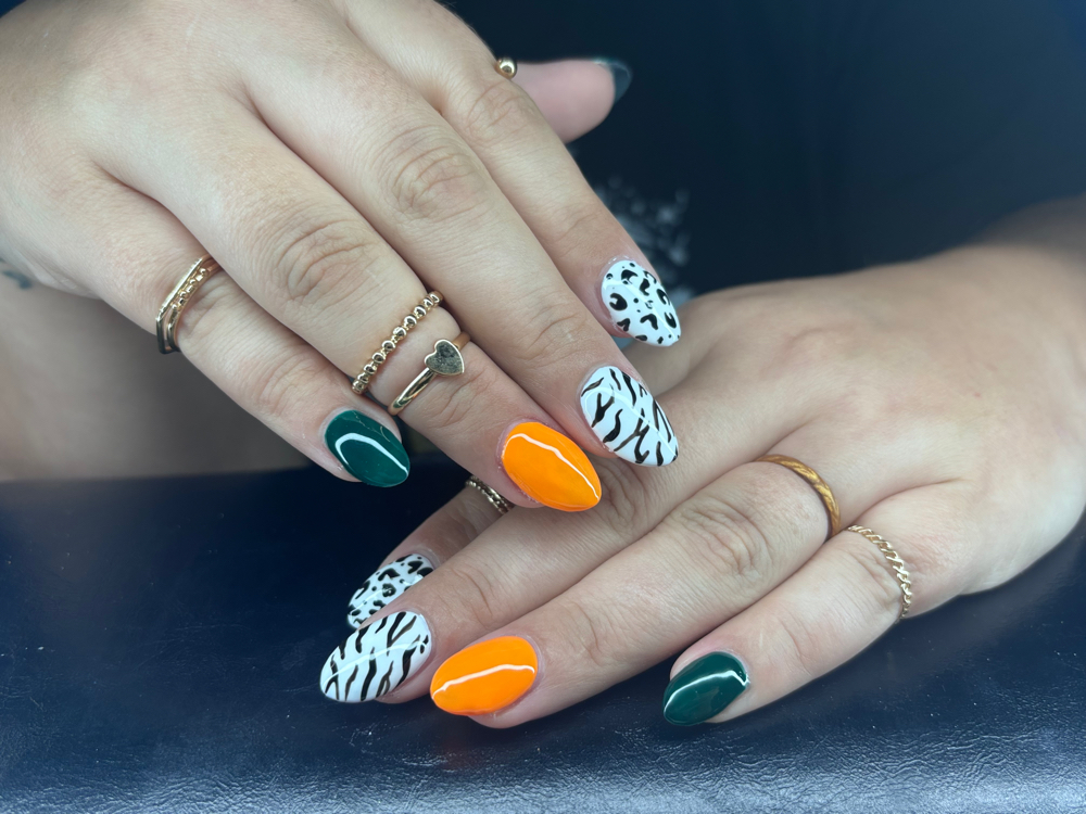Medium Length Acrylic Full Set