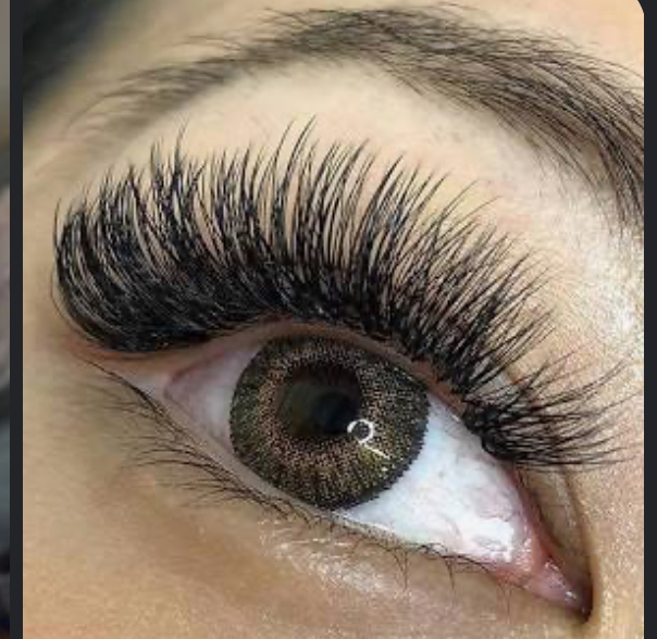 Volume Lash Extensions