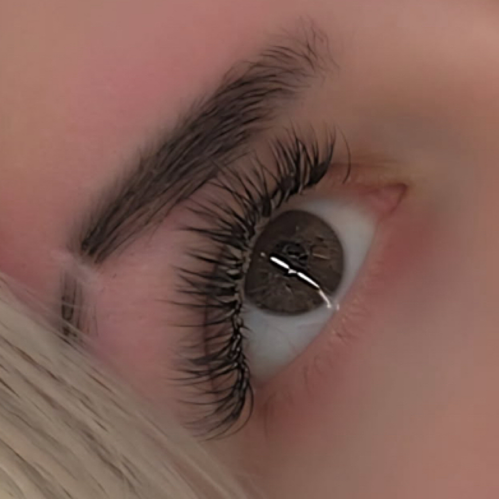 3 Week Hybrid Refill at Canby Lash Cat in Canby, OR