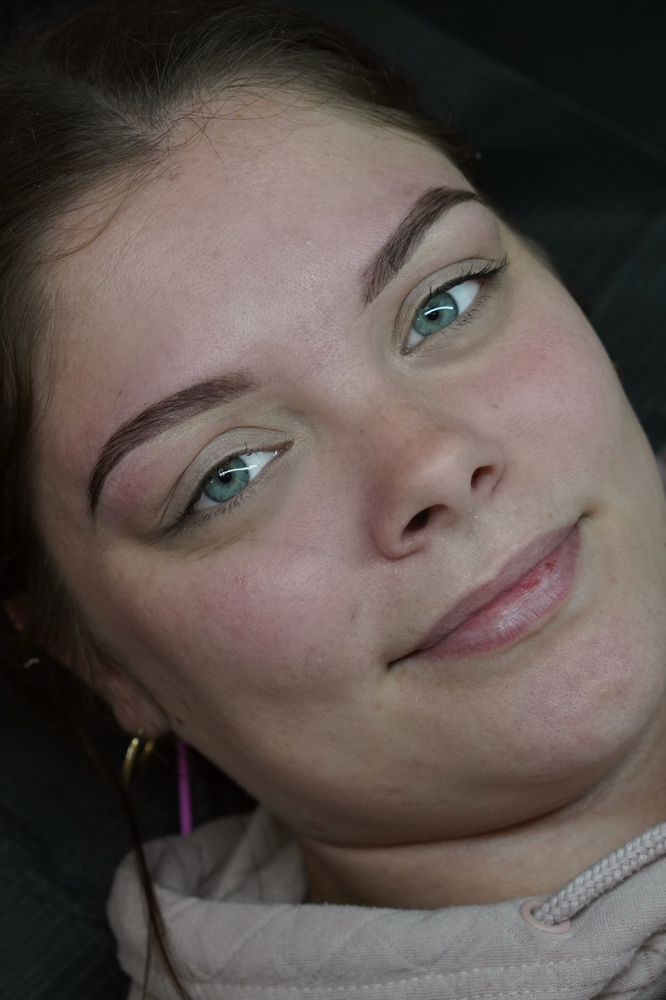 Brow Tint