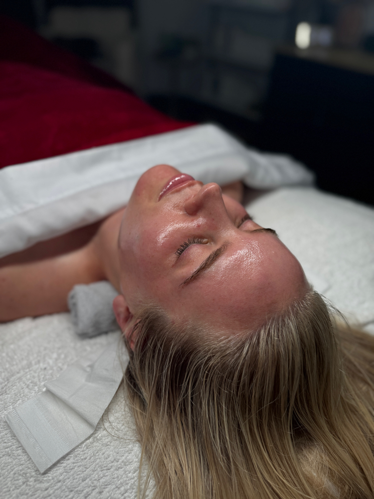 Signature Custom Facial