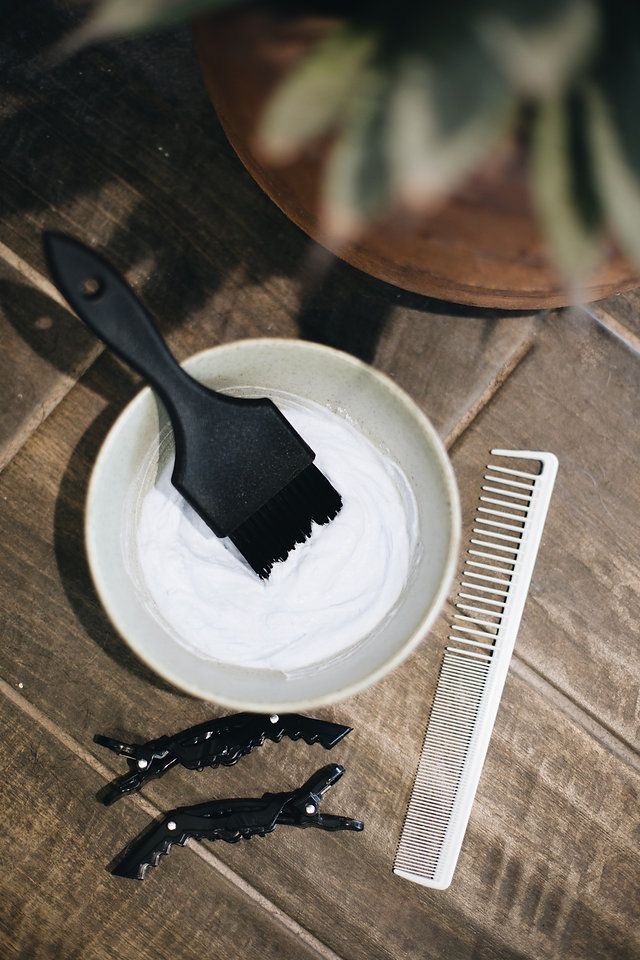 Retoque De Color - Cabello Corto at Mint Studio in Caguas, PR