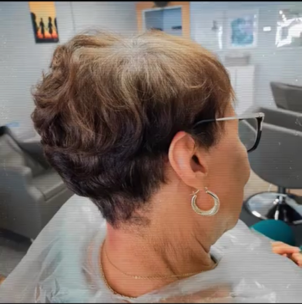 Women’s Cut & Style