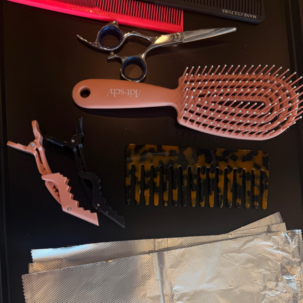 BK ROOT TOUCHUP at Brooke Kenzie + Co Beauty Lounge in Lawrenceburg, IN