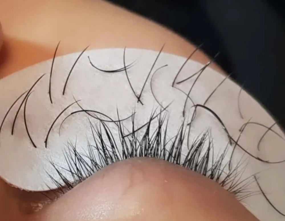 Lash Removel