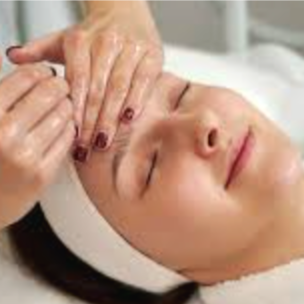 Customized Signature Facial at MUSE Beauty Lounge in Taylor, TX
