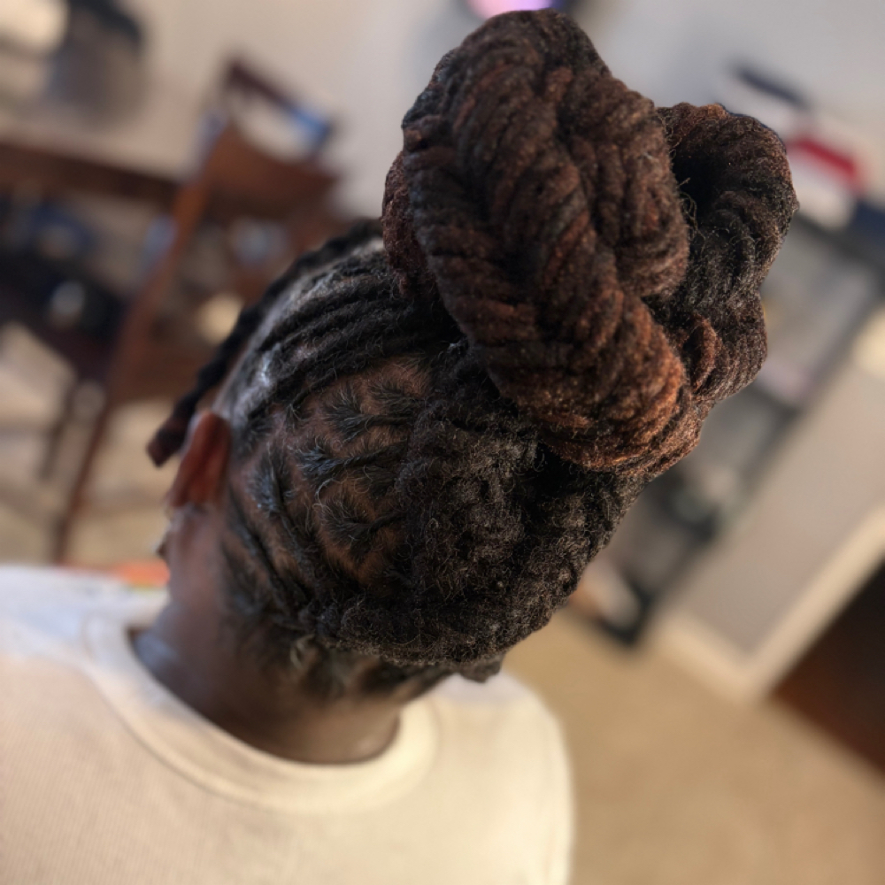 💛 Women Xclusive Updos at Xclusive Locs in Tuscaloosa, AL