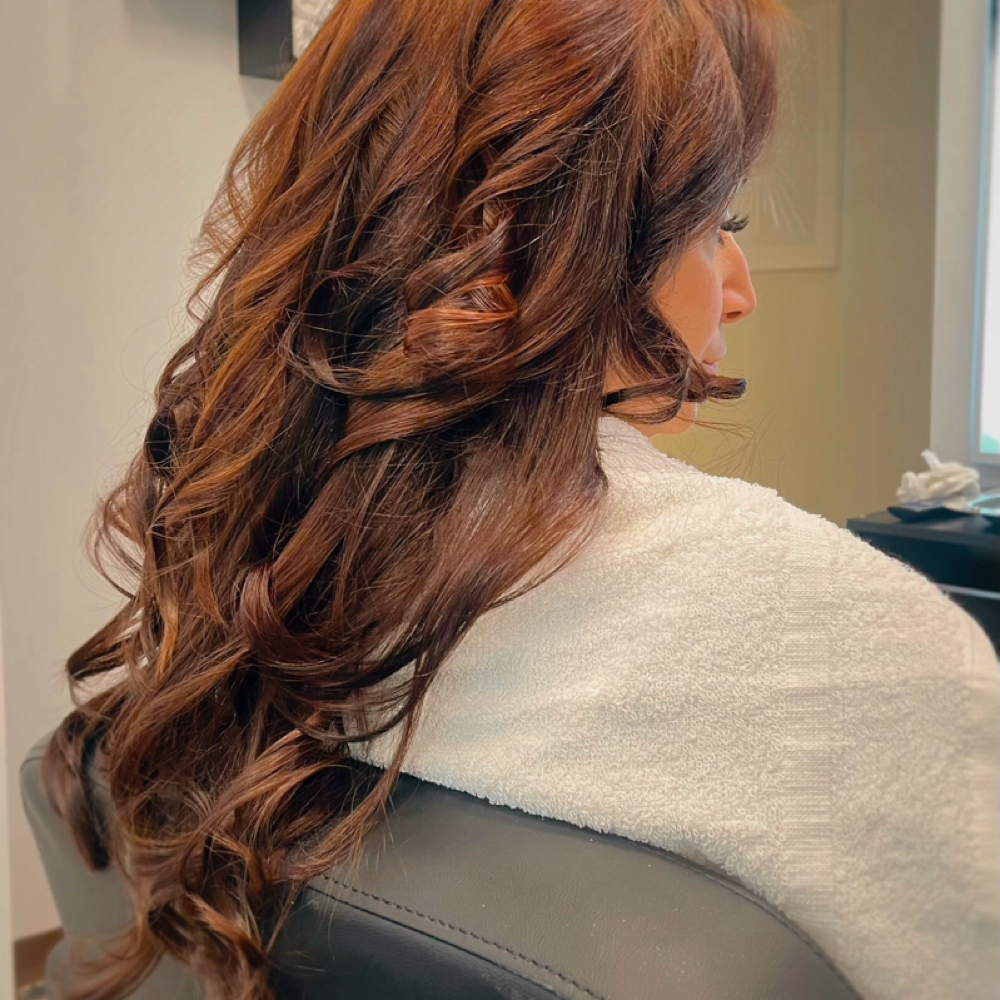 Blowout & Style at Cut & Blow in Brooklyn, NY