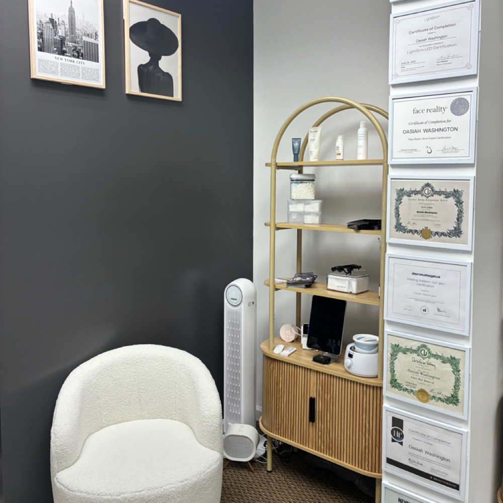 Pigment Correction Back Peel at Oasiah Aesthetics in New York, NY