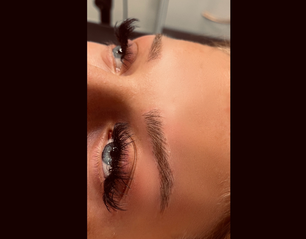 Microblading Brows