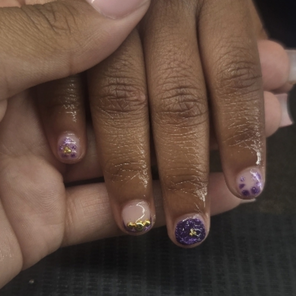 Kids Manicure at Nw2d Fayetteville in Fayetteville, AR