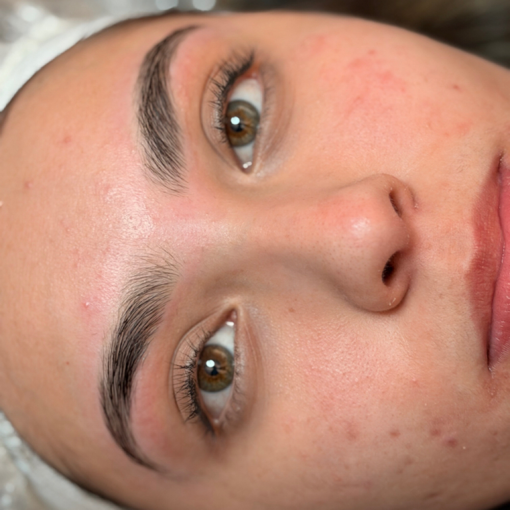 Full Face- Cara Completa at Lineage Beauty Studio by Vale in Four Oaks, NC