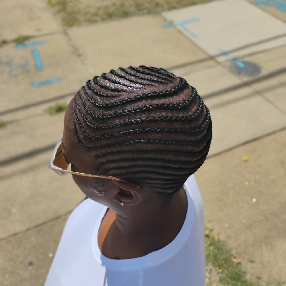 Lemonade braids at Shades Of Fee Beauty Boutique in Baltimore, MD