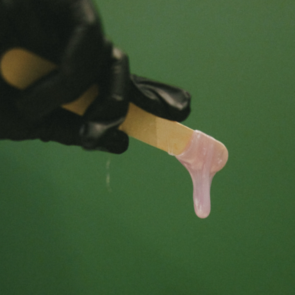 Women’s Stomach Wax at Royal Esthetics in Kearney, NE