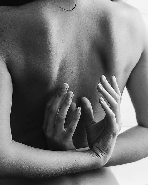 HER-BACK FACIAL