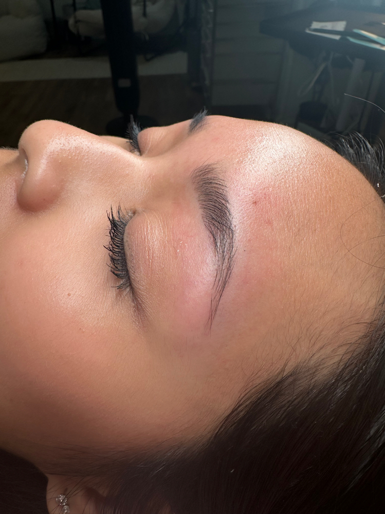 Eyebrow Cleanup