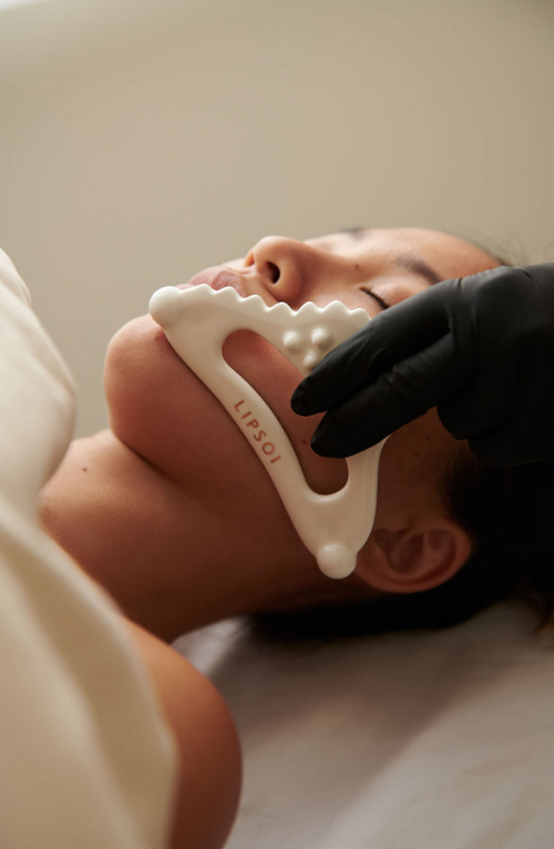 Lymphatic Lipsoi Gua Sha Massage