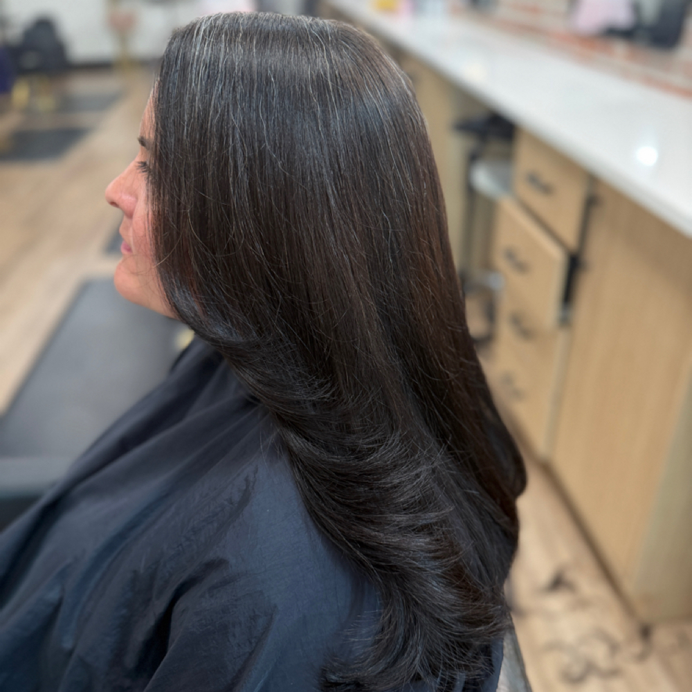 Womens Haircut at Unchained Salon in BURLESON, TX
