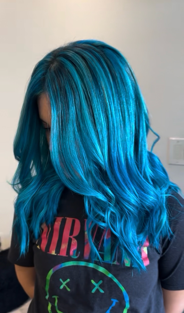 Bleach Out/Vivids