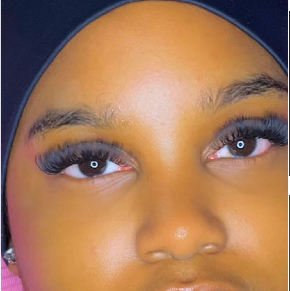 🔥Volume Lash Extentions at BE’STYLASH LASHES in Indianola, MS