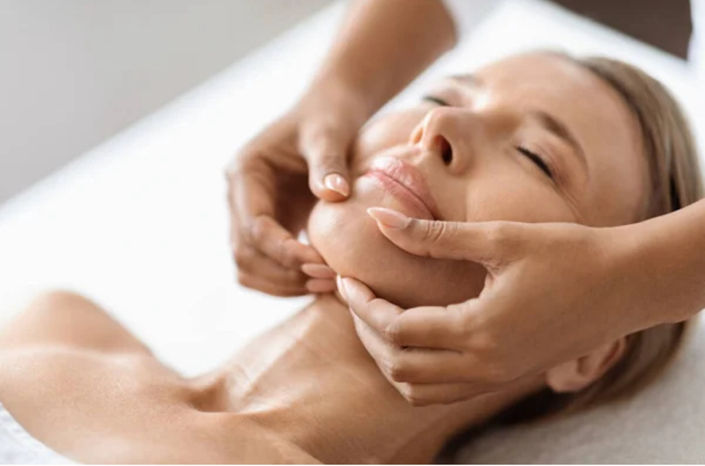 Facelift Lymphatic Drainage