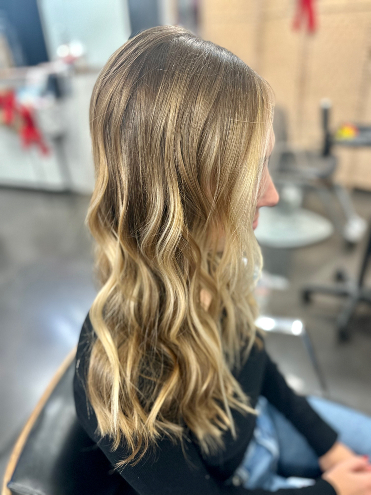 Womens Shampoo, Cut, Style