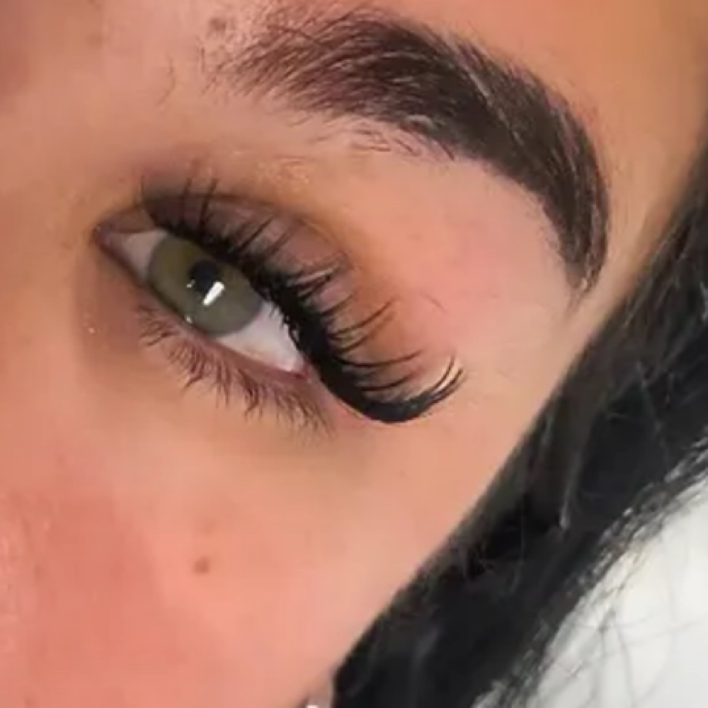 Wispy Full Set at Beautify Queen in Corpus Christi, TX