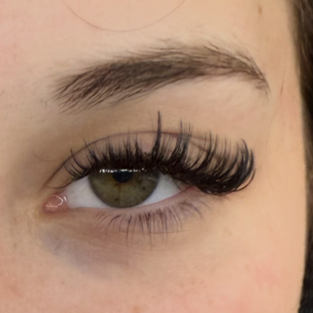 FULLSET LED/UV Lash Extensions at Elevate Aesthetics in Medford, OR